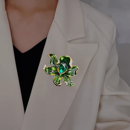 Retro and Fashionable Green Oil Drop Crystal Multi-Layer Flower Brooch, Available in 1 or 2 pieces. Perfect for Sweaters, Shirts, and Clothing. Includes Anti-Exposure Pin for Daily Wear.