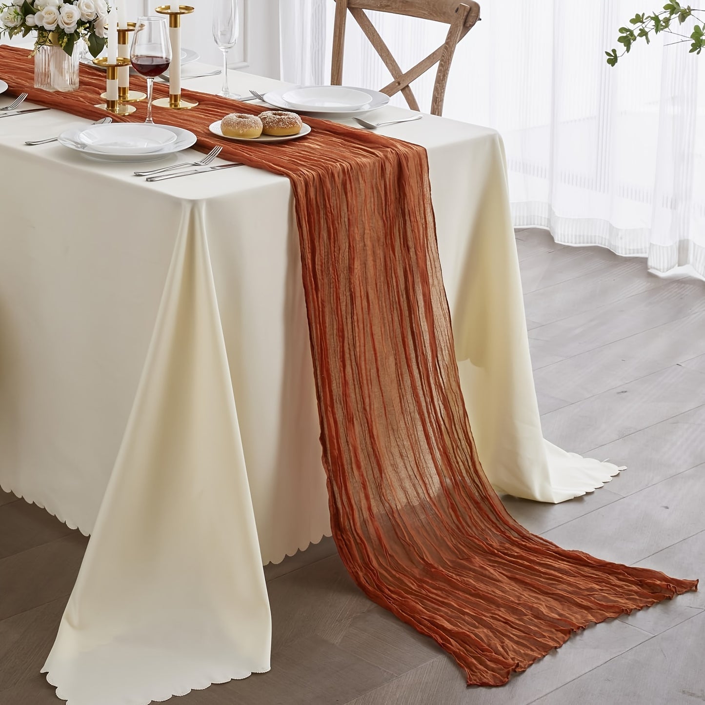 Multi-color pleated table flag - elegant dining table decor