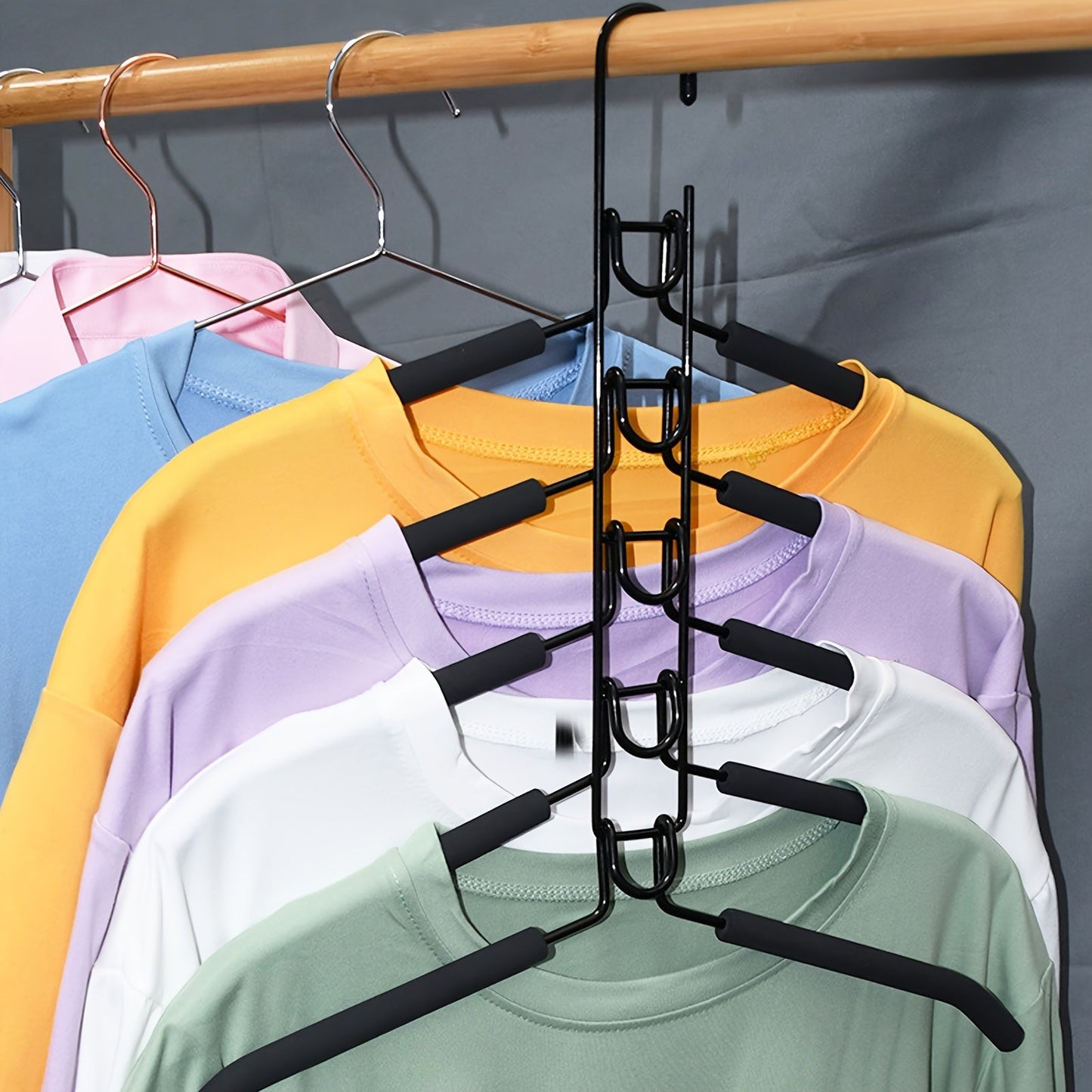 Detachable Clothing Hanger with 5 Tiers, Organize Your Wardrobe with this Space-Saving Metal Organizer, Features a Polished Finish, Perfect for Hanging Multiple Layers of Clothing in Your Home or Dorm Room.