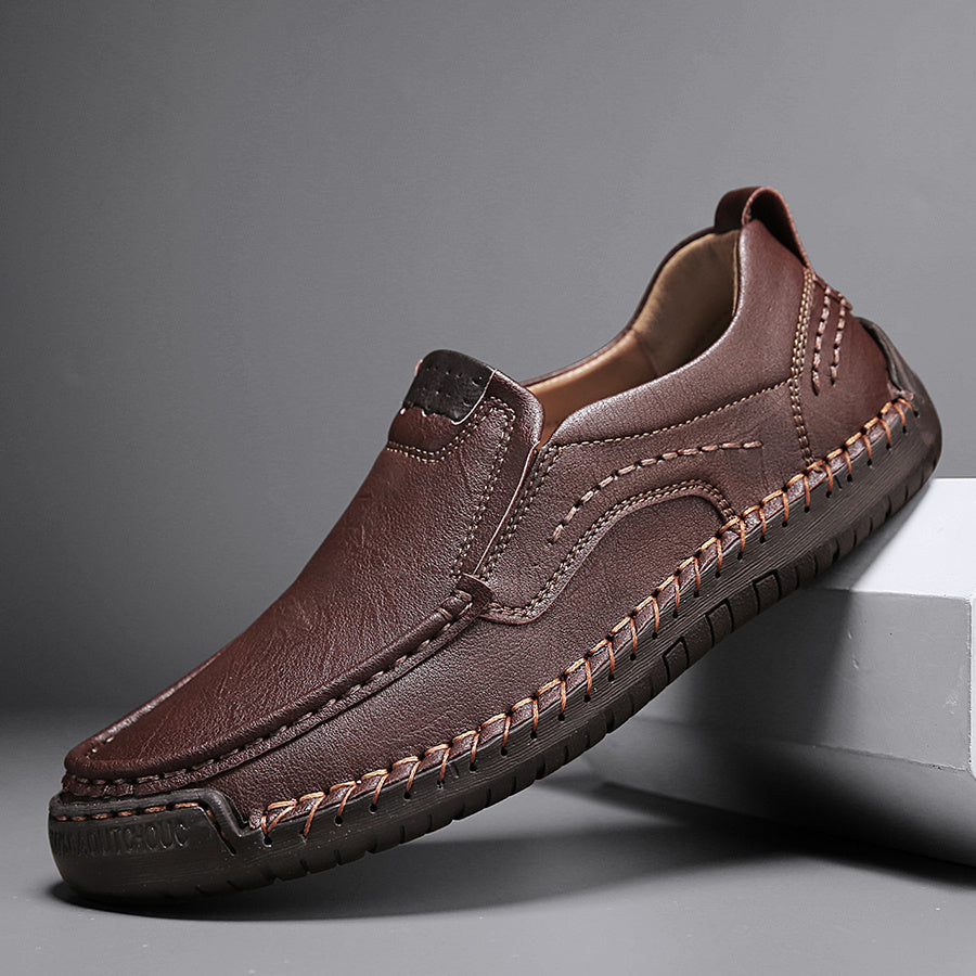 Men's breathable stitching loafers for outdoor walking and driving, suitable for spring, summer, and autumn wear.