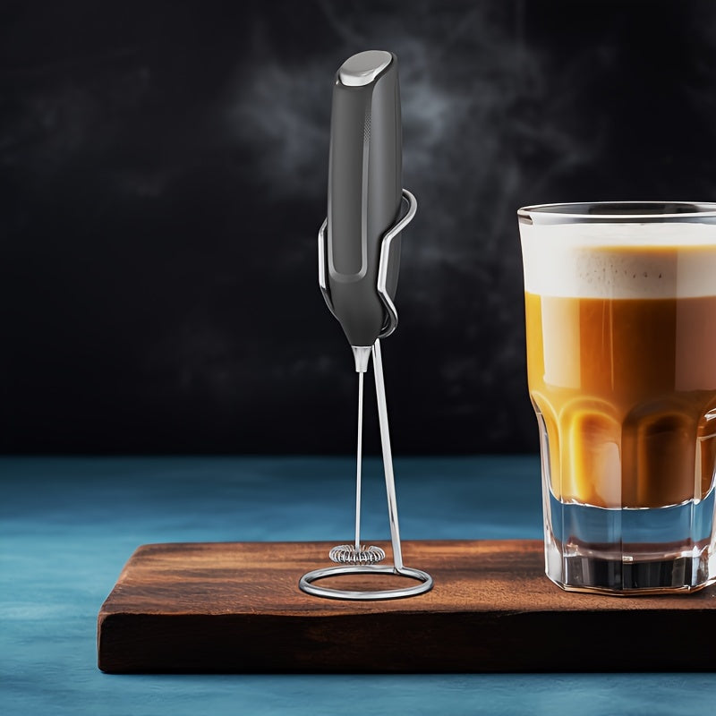 The CLITON Electric Milk Frother is a handheld, battery-powered foam maker perfect for creating coffee, cappuccinos, and lattes with ease. Ideal for latte art and use in the kitchen, this wireless frother is powered by AA batteries.