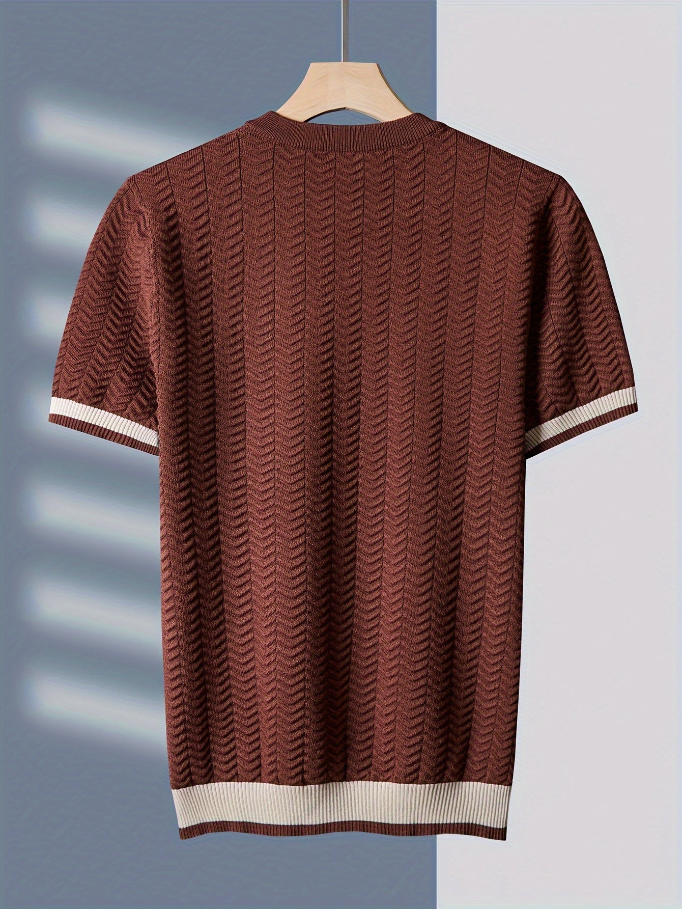 Men's Color Block Striped Knitted Short Sleeve Sweater for Fall/Winter, Street Style Crew Neck