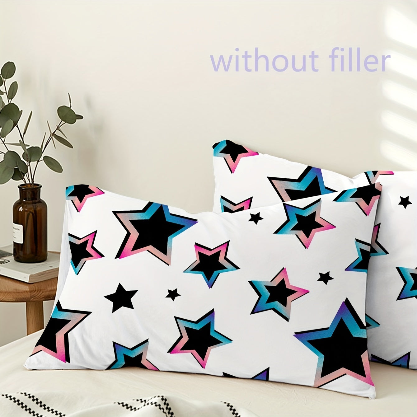 Two soft and breathable pillowcases featuring a geometric print design. Made from brushed polyester with an envelope closure, perfect for bedroom and sofa decor. These pillowcases are also machine washable.