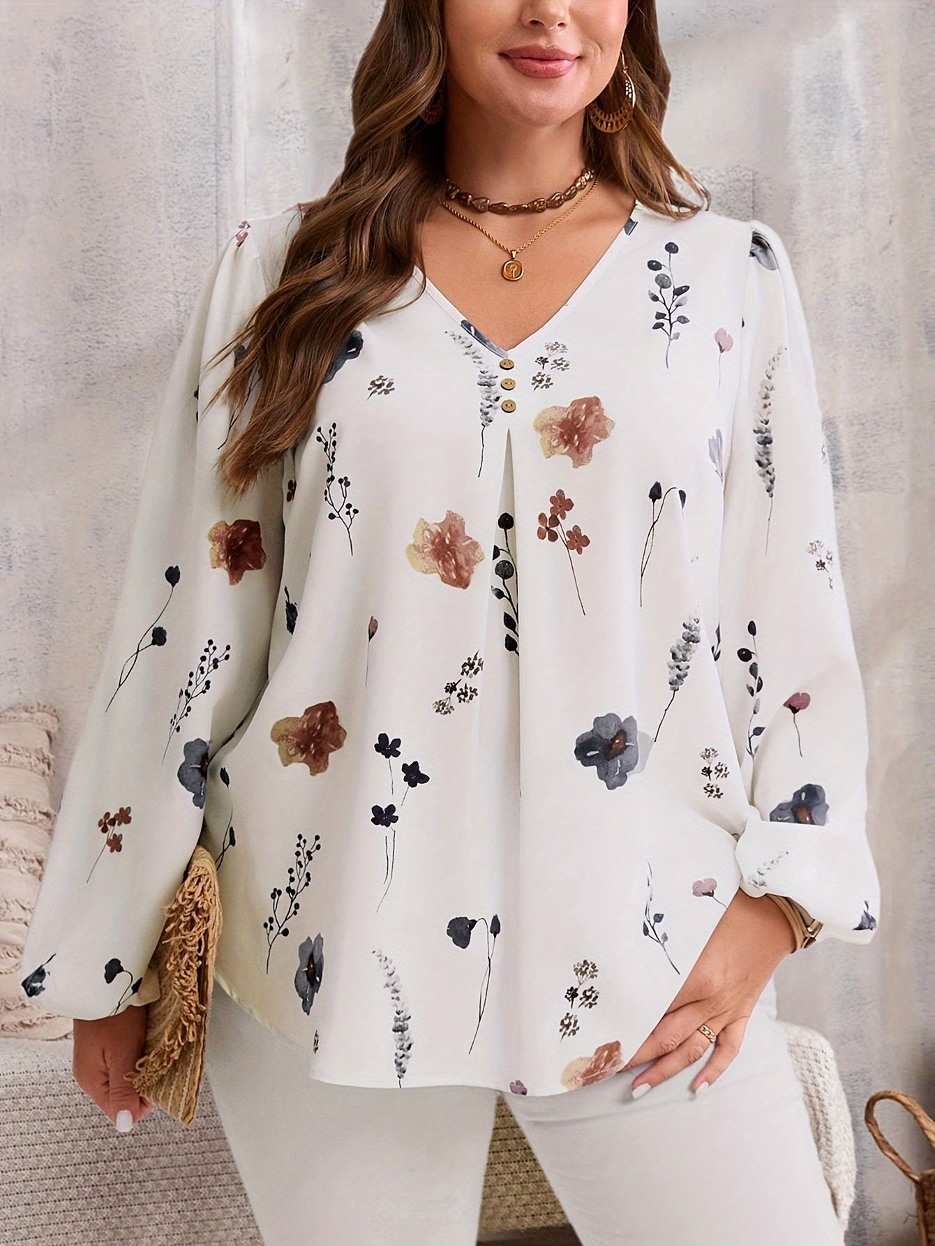 Elegant V Neck Floral Blouse with Lantern Sleeves for Plus Size Women in Spring & Fall