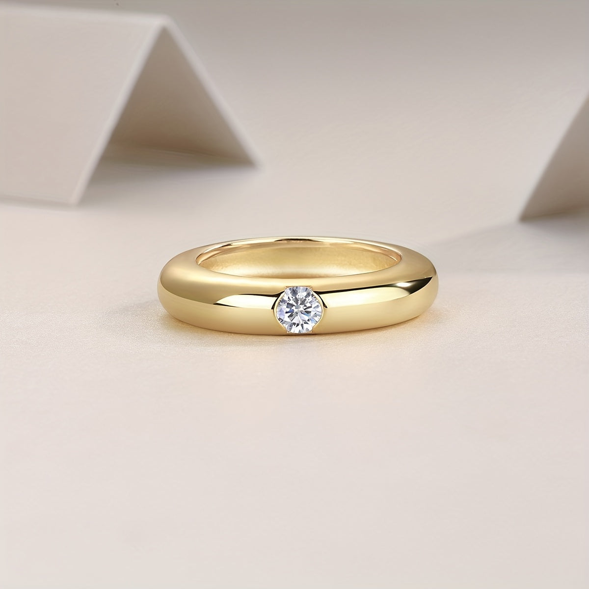 Stunning 3.0mm Moissanite Ring in S925 Silver Plating with 18K Gold Accents - Hypoallergenic, Nickel-Free, and Glittering Gemstone Jewelry - Ideal for Celebrating Birthdays, Weddings, Anniversaries, Engagements, and Special Moments for Both Men and Women.