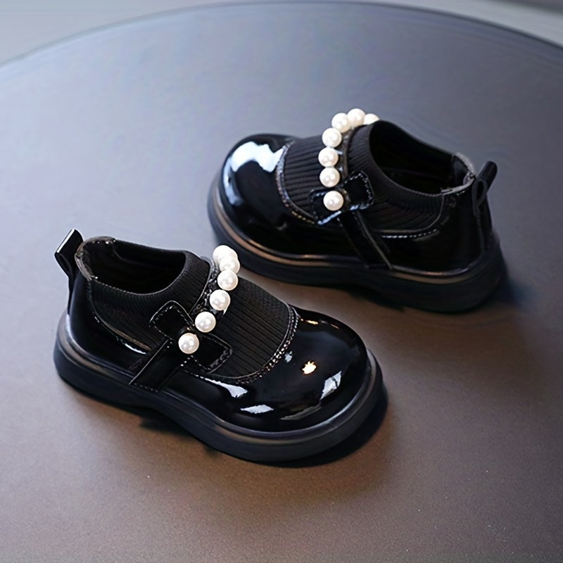 Girls' Mary Jane shoes with pearls and small flats