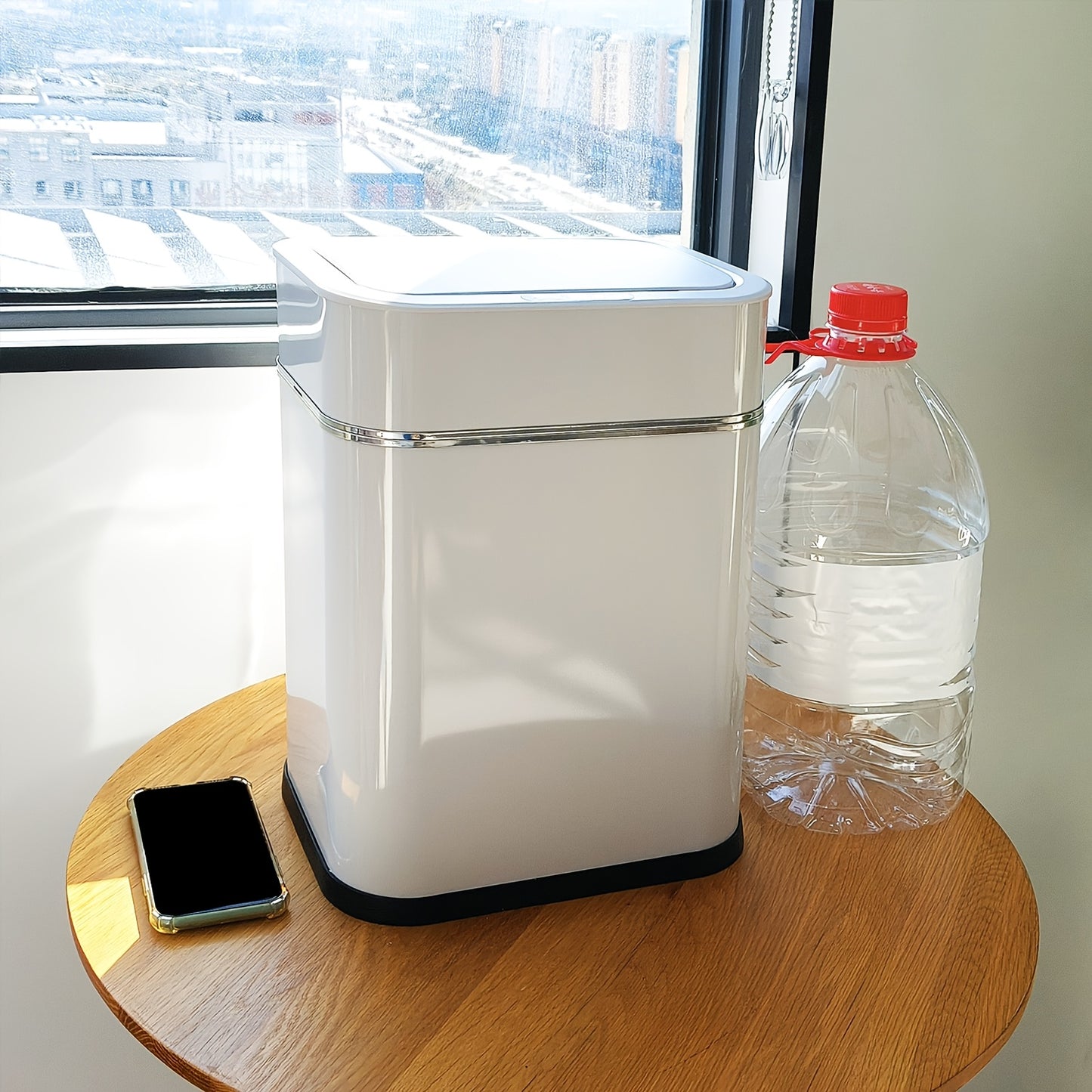 Fashionable high-end smart sensor trash can with large capacity, sealed odor-proof inner bucket and lid. Infrared sensor + kick automatic function. Suitable for various areas in the home