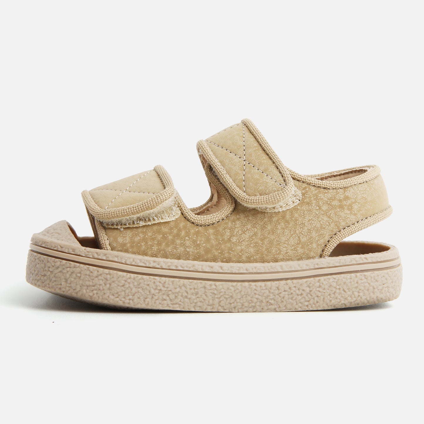 Kids' breathable open-toe footwear with hook-and-loop closure, perfect for beach and leisure activities.