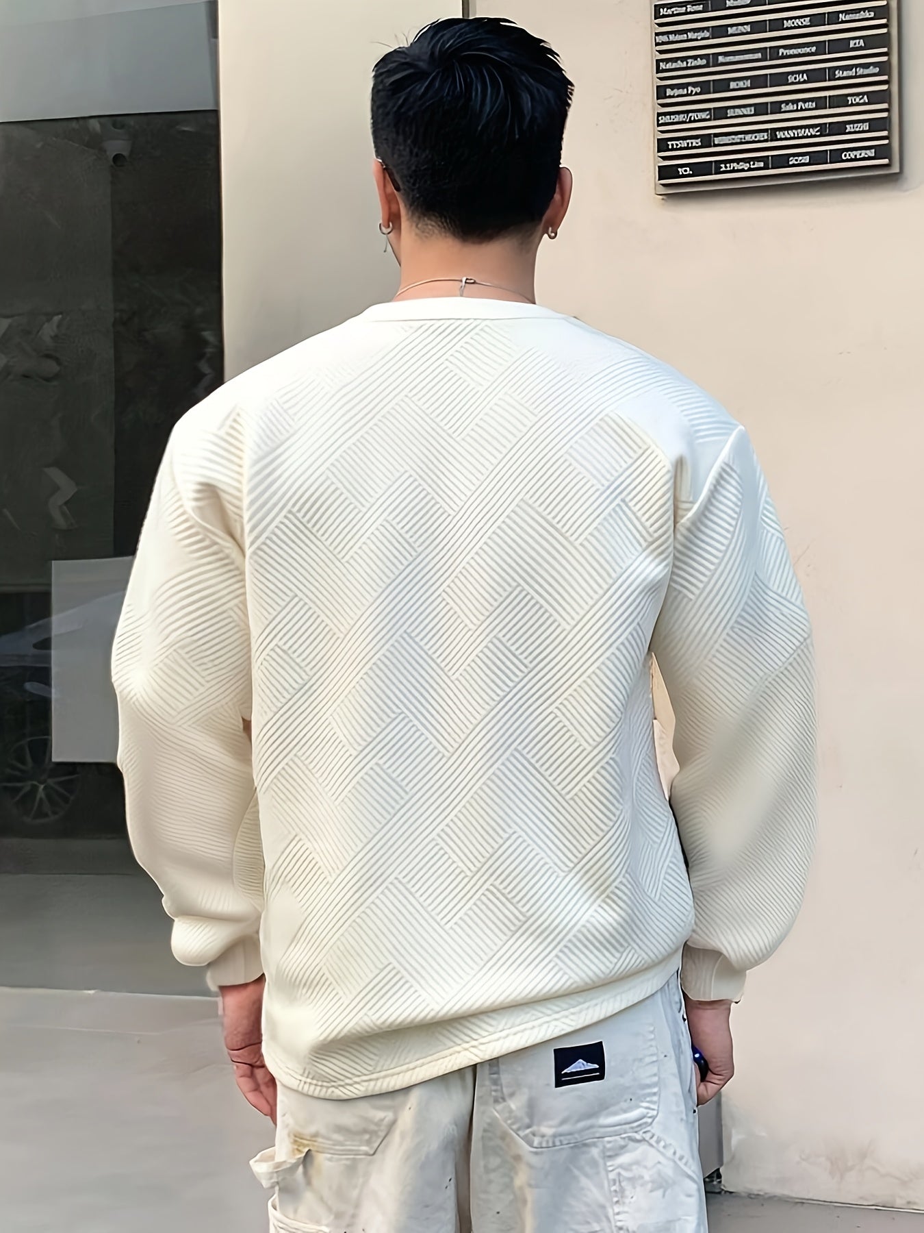 Men's casual sweatshirt with soft polyester material, crew neck, long sleeves, gradient color design, chevron patch detail. Suitable for spring and autumn, machine washable.