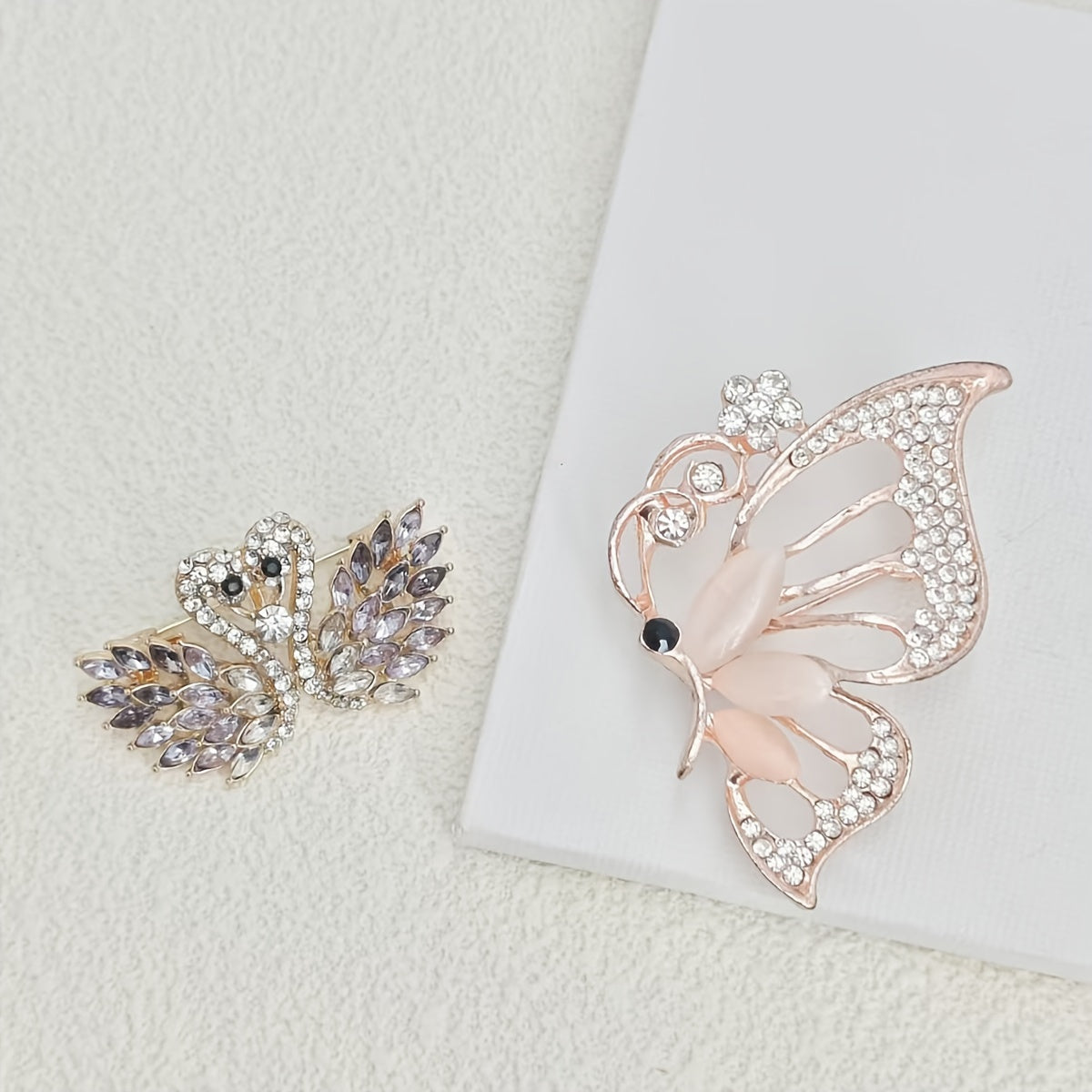 Luxurious and Exquisite High-End Butterfly and Swan Brooch Set: Stunning high-end fashion accessories, perfect for daily wear, including niche jewelry silk scarf buckle pins and clothing accessory pieces.