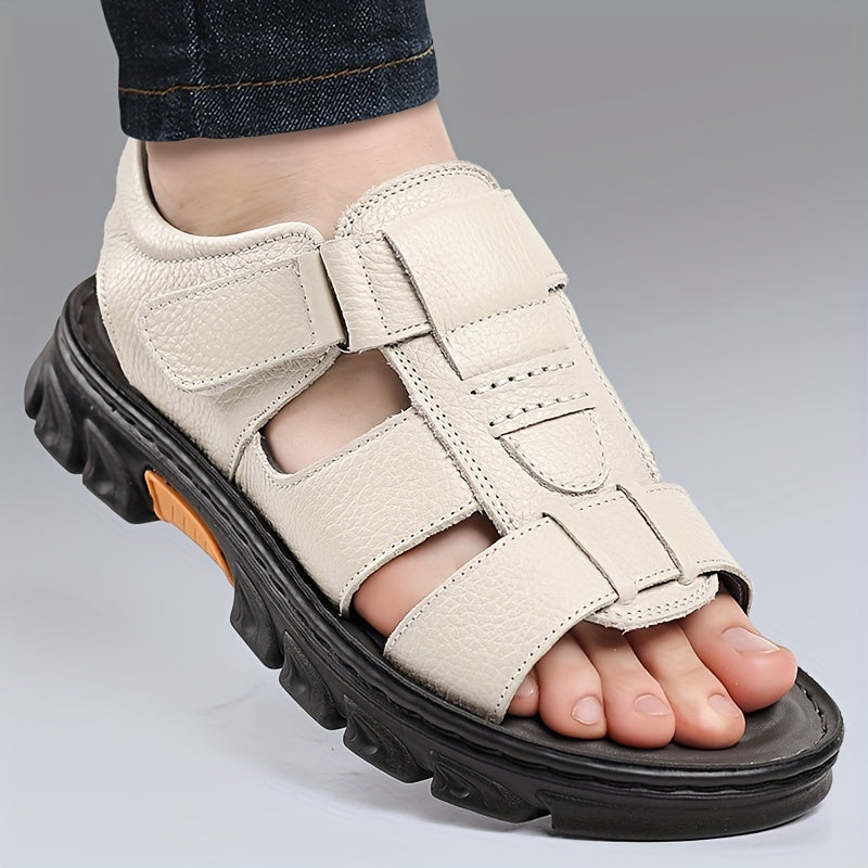 Men's casual and comfortable summer hiking sandals for daily and outdoor use.