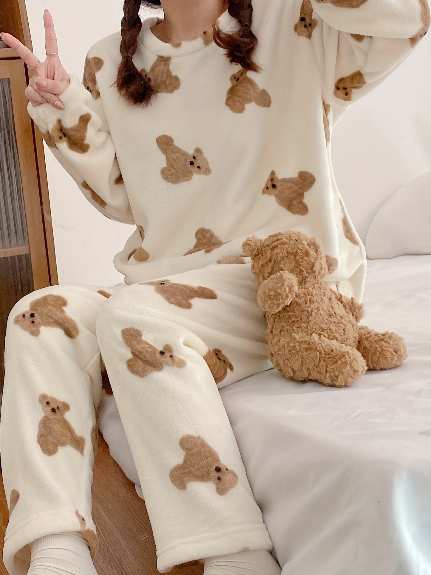 Cozy Teddy Bear Print Pajama Set for Women