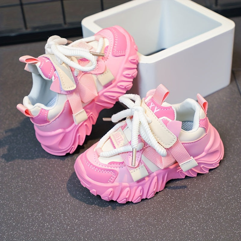 Girls' casual cute low top platform sneakers, durable and slip-resistant for year-round wear.