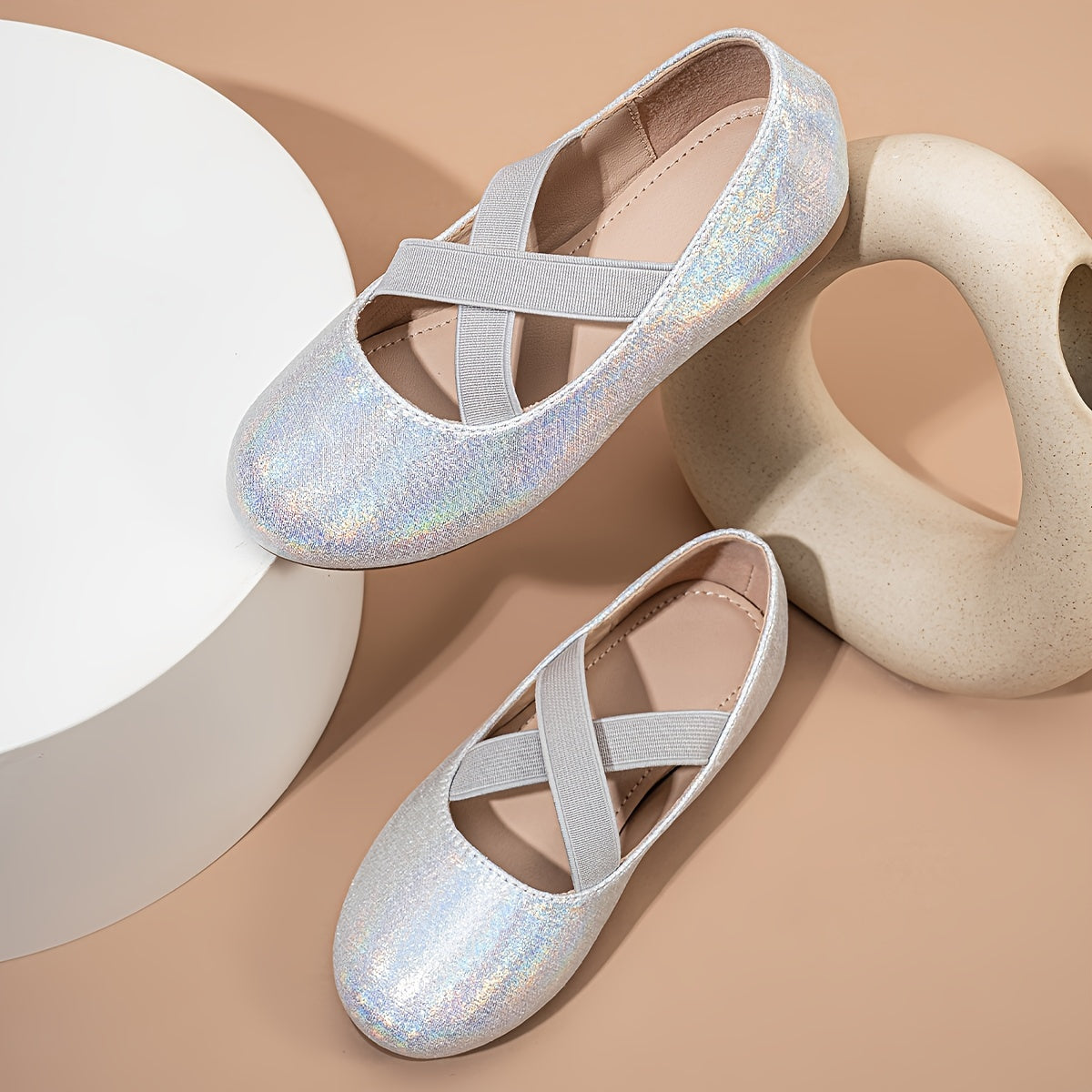 Ballet shoes for girls with elastic criss-cross straps