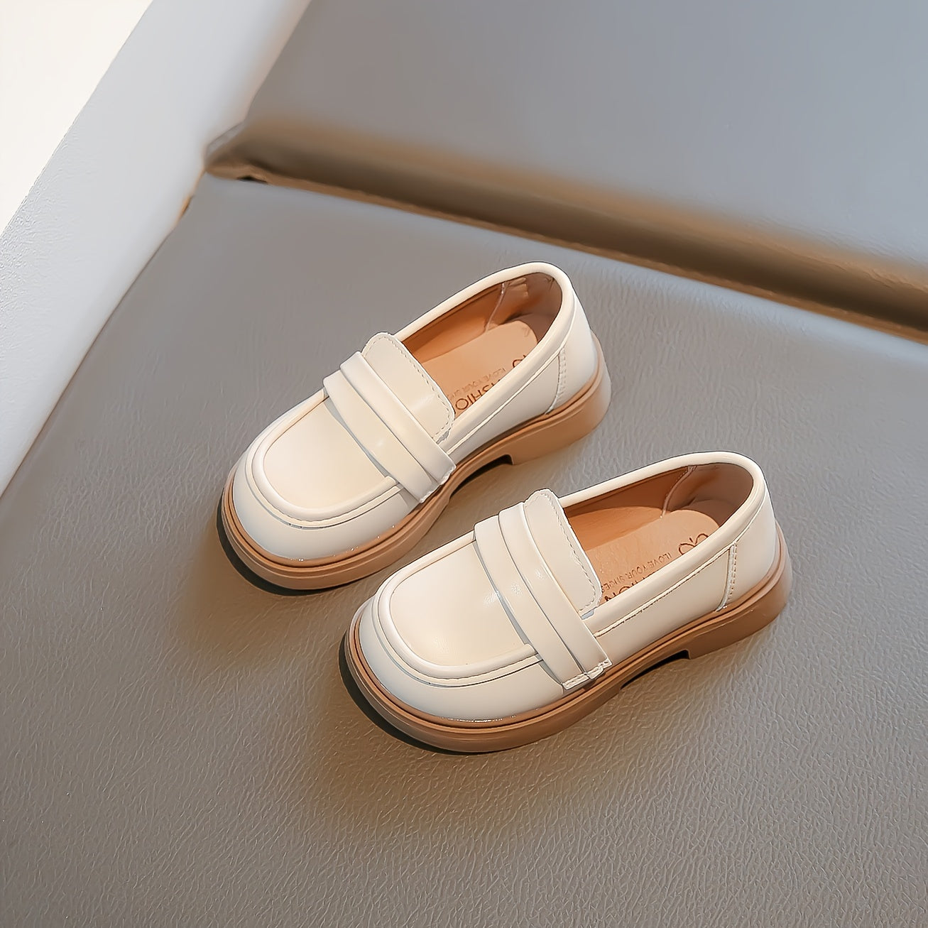 Boys' vintage slip-on loafers, light non-slip dress shoes for all seasons, perfect for wedding parties.