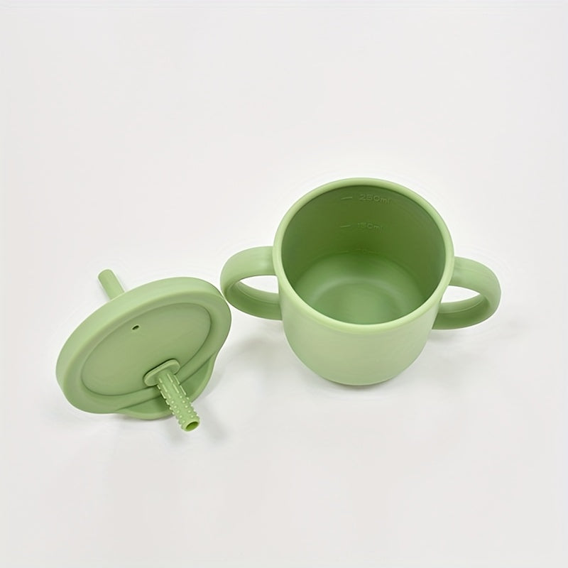 Ideal gift for holidays - Non-toxic silicone feeding set for toddlers aged 0 to 3 years, includes suction plate, bowl, divided dish, cup with straw, bib, and utensils, ensuring a safe and enjoyable mealtime for children.