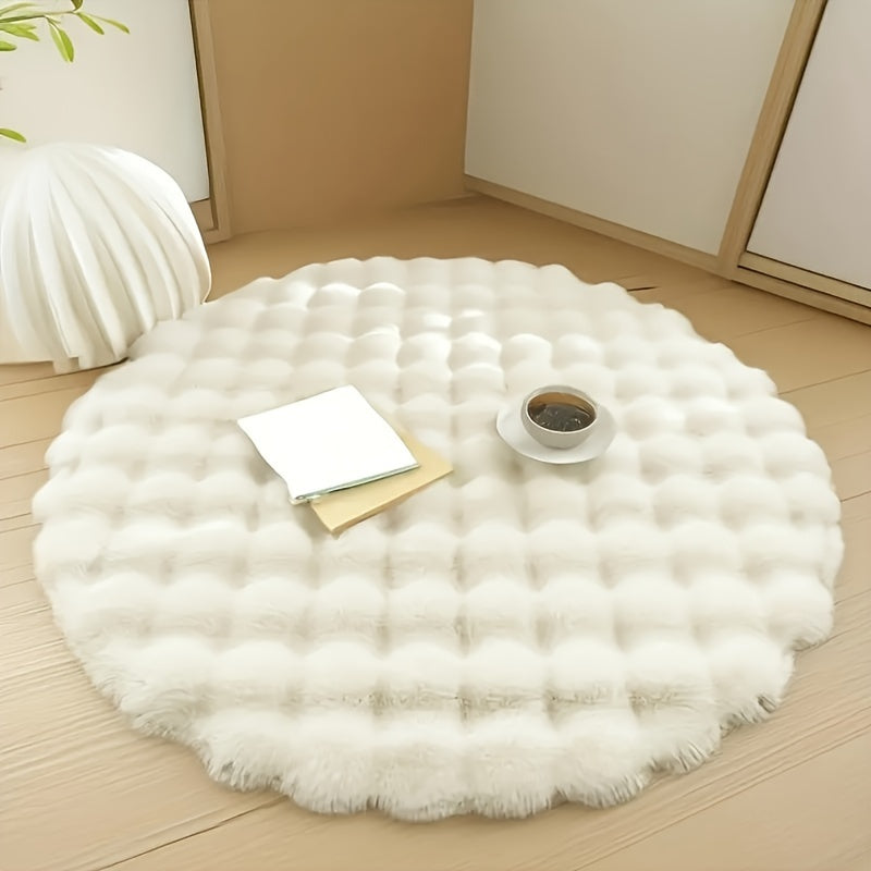 Elegant Plush Faux Rabbit Fur Circular Rug - Supremely Soft, Plush, and Warm, Easy-Care Polyester Blend, Anti-Skid Base, Ideal for Enhancing Living Room or Bedroom Décor - Contemporary Minimalist Design