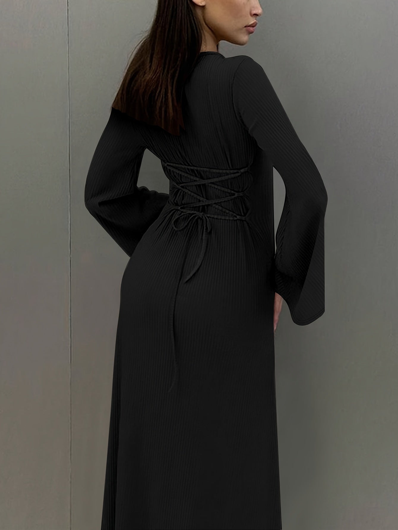 Casual long sleeve tie-waist dress for fall/winter, stylish square neck, solid color, machine washable.