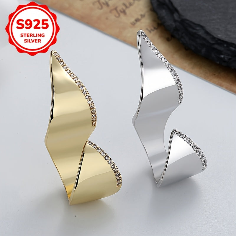 Chic S925 Silver Women's Ring adorned with Irregular Geometric Synthetic Zirconia Inlay, weighing 5g/0.176oz.