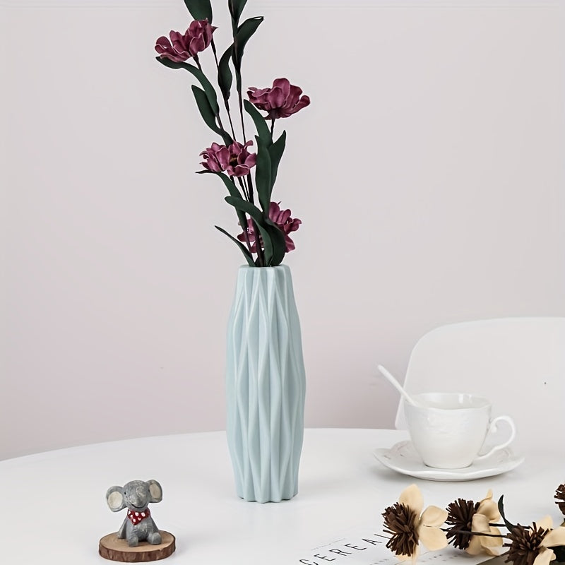 Nordic plastic vase for creative modern flower arrangements. Perfect for scene and room decor, wedding supplies and favors (flowers not included).