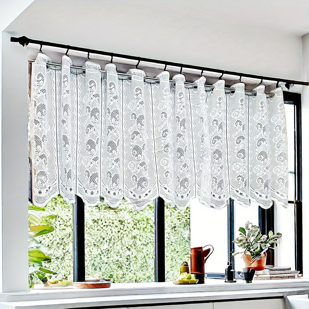 Country Style White Lace Half Curtain for Door or Window, perfect for Living Room, Dining Room or Kitchen Decoration. This gauze curtain adds a touch of rural charm and can also be used as a partition in the kitchen.