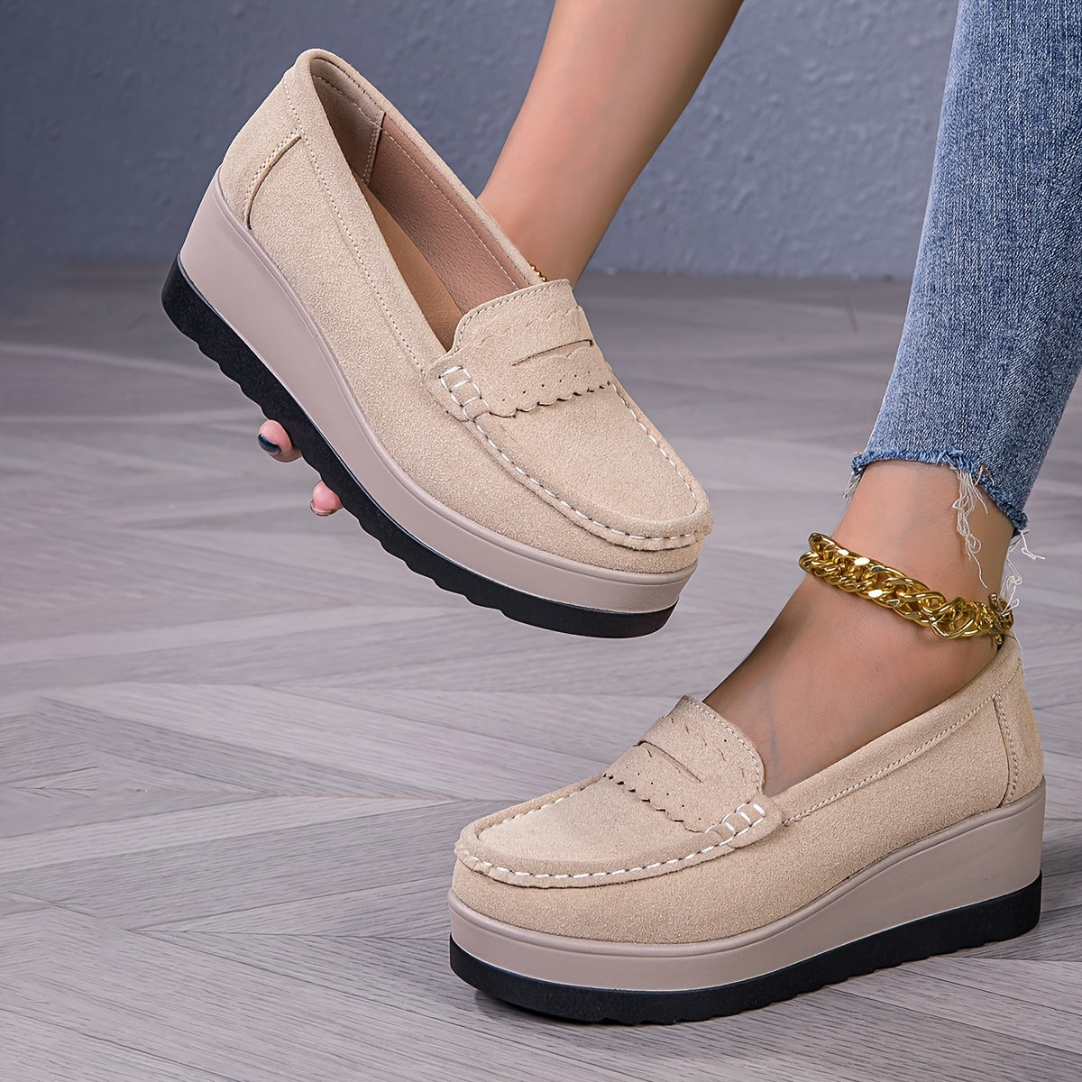 Women's comfy slip-on platform wedge loafers, lightweight soft sole walking shoes.