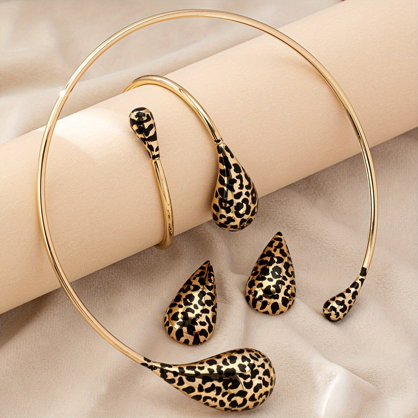 Women's Leopard Print Jewelry Set Featuring Collar, Bangle, and Stud Earrings - Made from Zinc Alloy with Stainless Steel Posts, Ideal for Everyday Wear