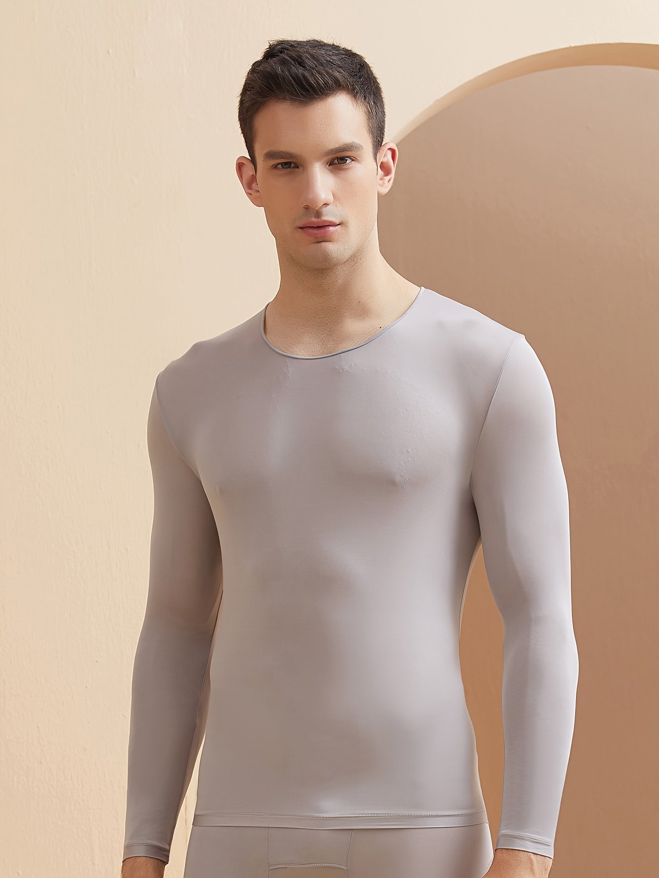 2 ultra-thin seamless thermal tops for men, ideal for fall and winter, with stretchy, comfortable base layer and round neck.