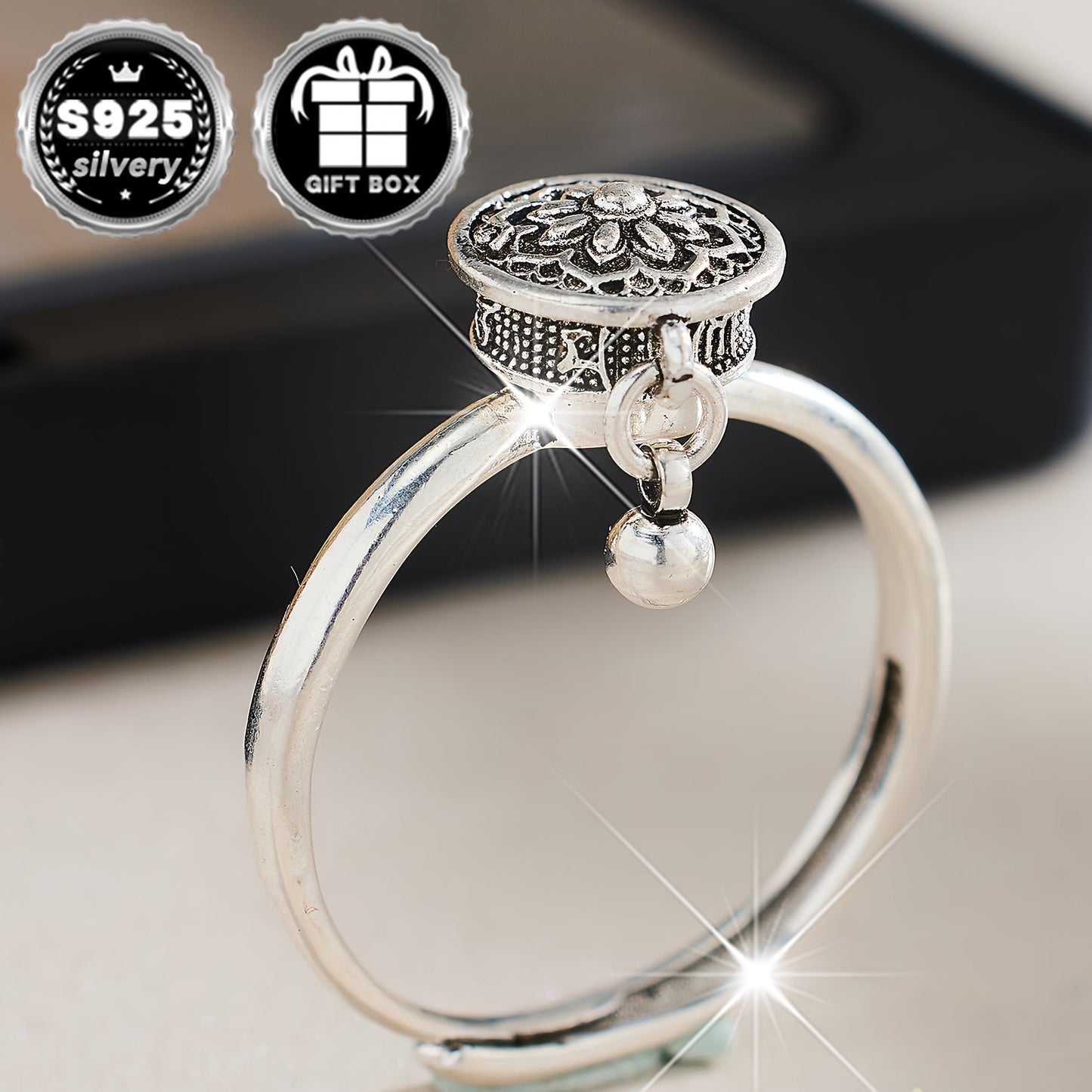 An exquisite jewelry accessory crafted from 925 sterling silver, this unique six-character mantra lotus good luck ring features free rotation. Weighting approximately 3.2g, it is sure to bring luck and charm to your style.