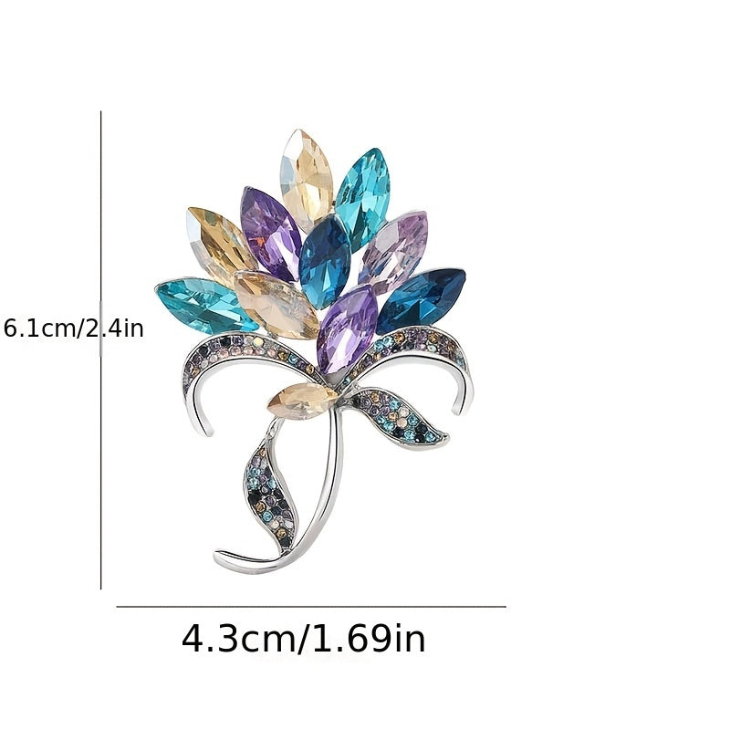 Luxurious Crystal Flower Brooch, Beautiful Rhinestone Floral Pin, Elegant Accessory for Evening Wear and Special Events