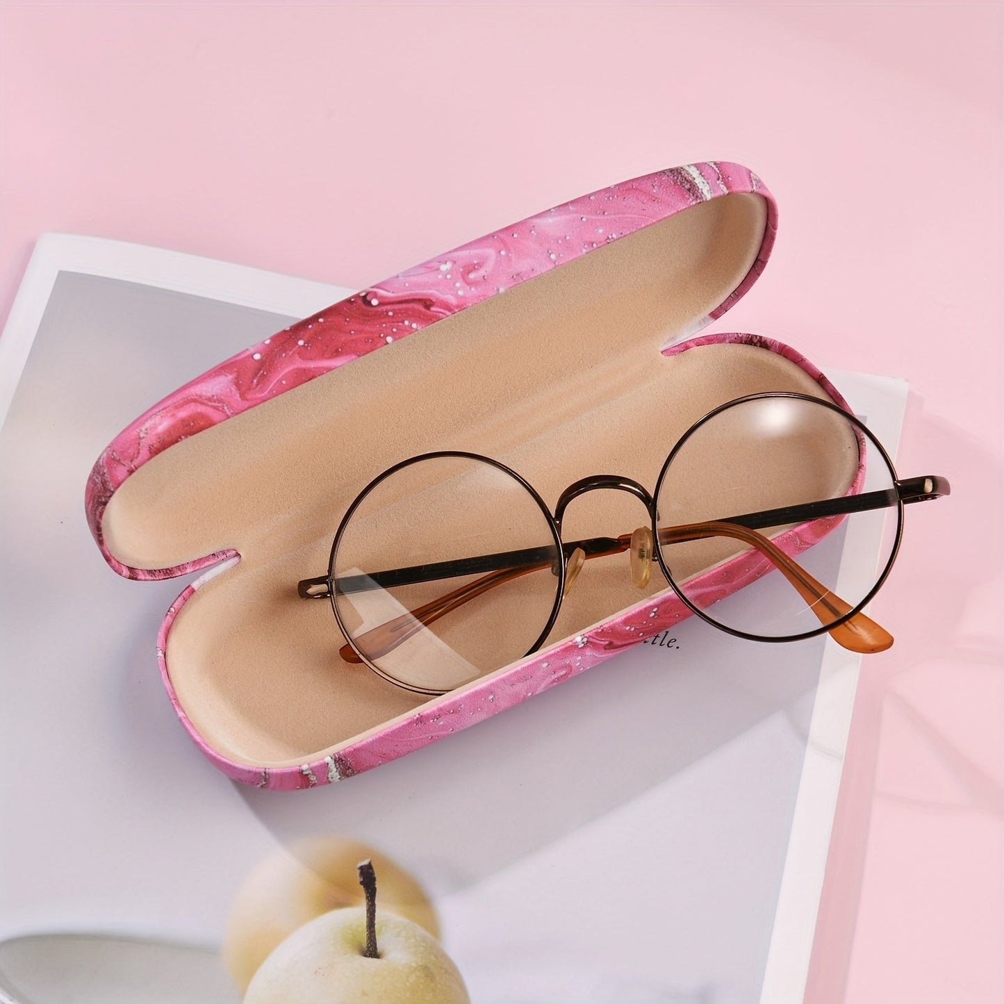 Stylish Golden and Pink Ripple Print Glasses Case - Strong, On-the-Go Eyewear Holder for Women - Ideal Present Option