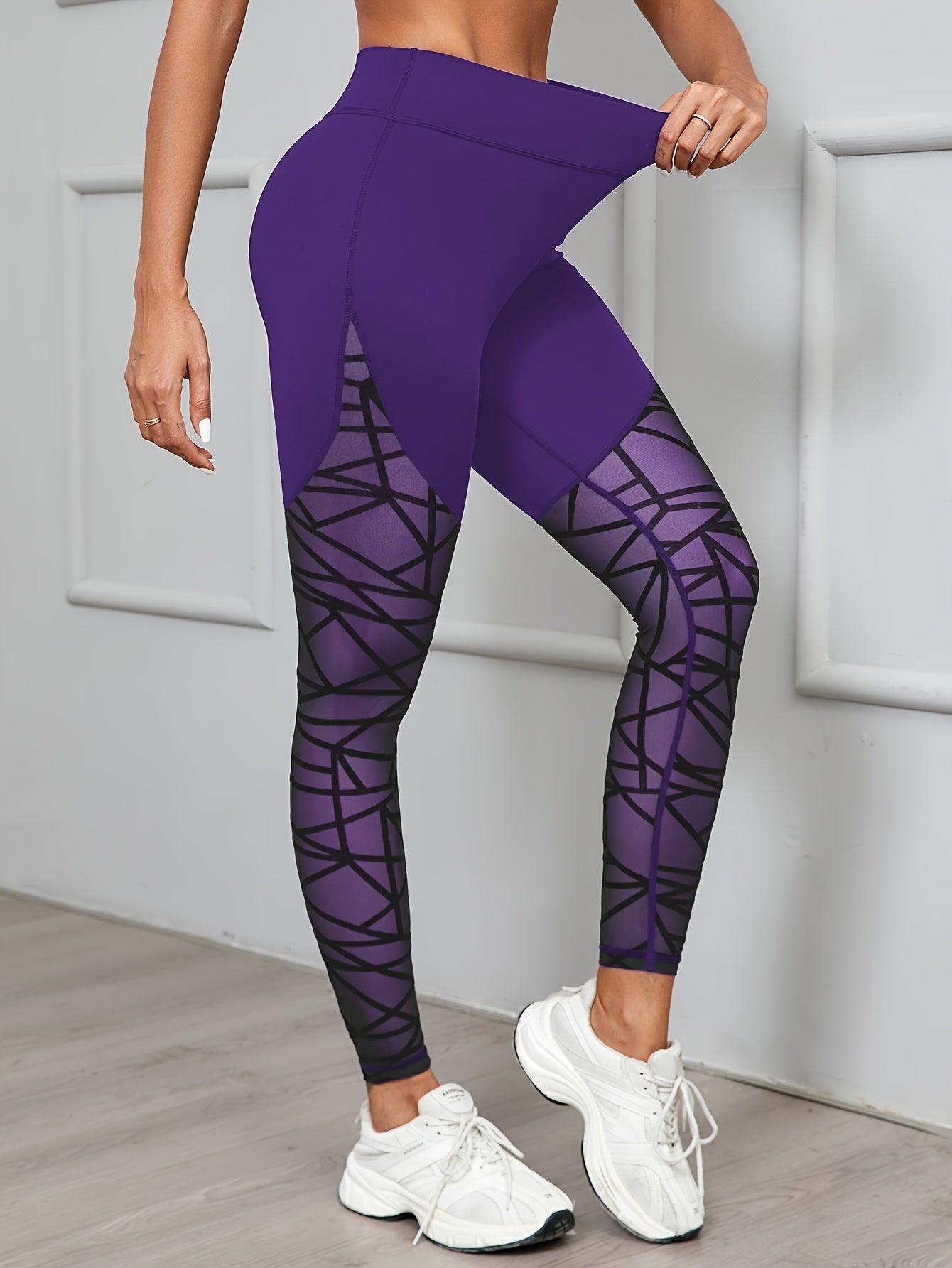 High waist geometric mesh leggings for daily fitness and yoga, women's activewear.