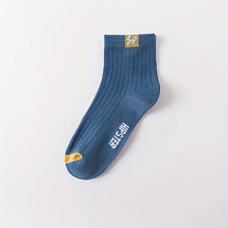 5/10 pairs of men's trendy letter pattern crew socks, breathable and comfortable for outdoor activities in all seasons.