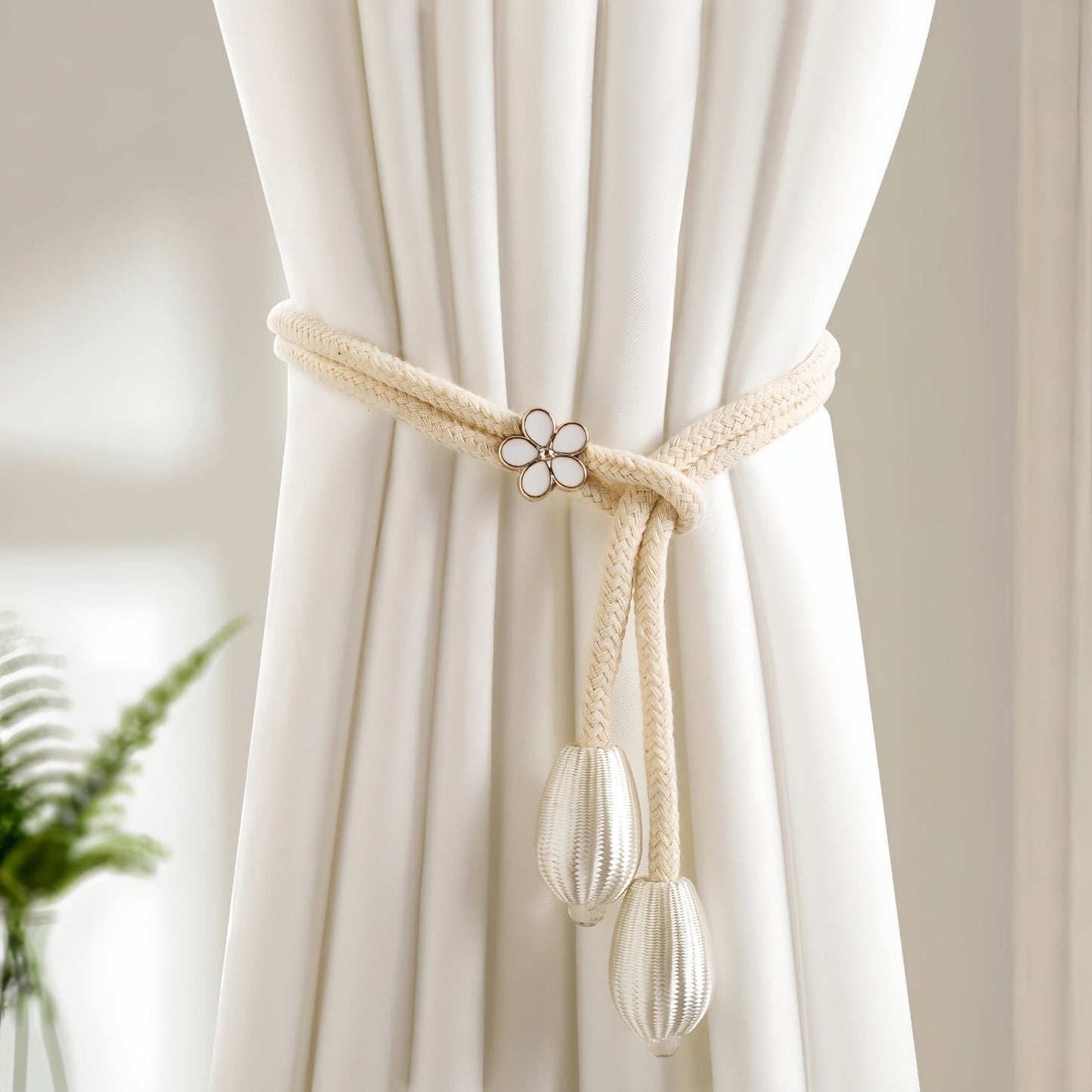 Set of 2 Elegant Magnetic Curtain Tiebacks - Strong Silk Rope Holdbacks for Home Decor in Living Room & Bedroom, Secure Easy-Clip Design, Wind Resistant & Chic Home Accessories