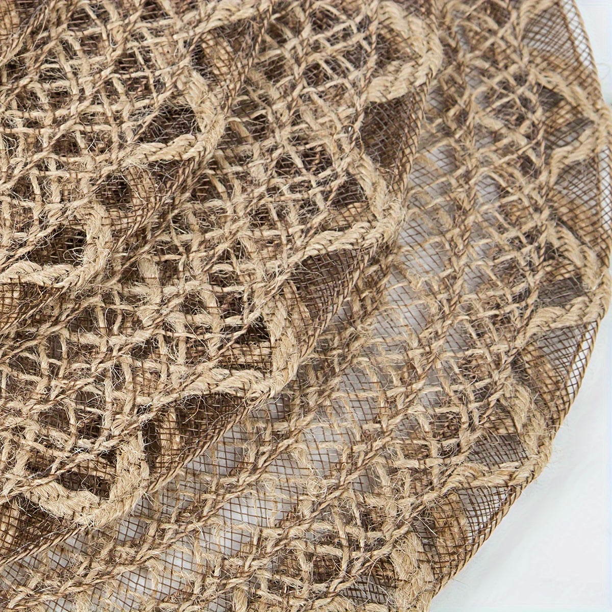 Set of 4 Jute Wavy Braided Placemats with Non-slip Backing for Table Decoration