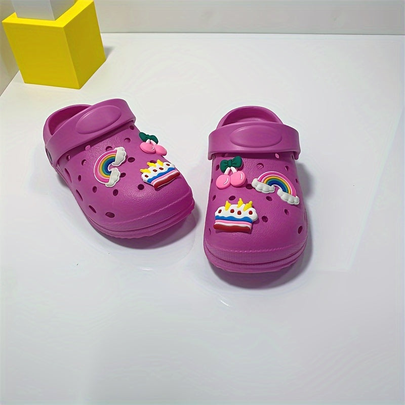 Cute cartoon slippers for girls, non-slip lightweight clogs for indoor use in all seasons.