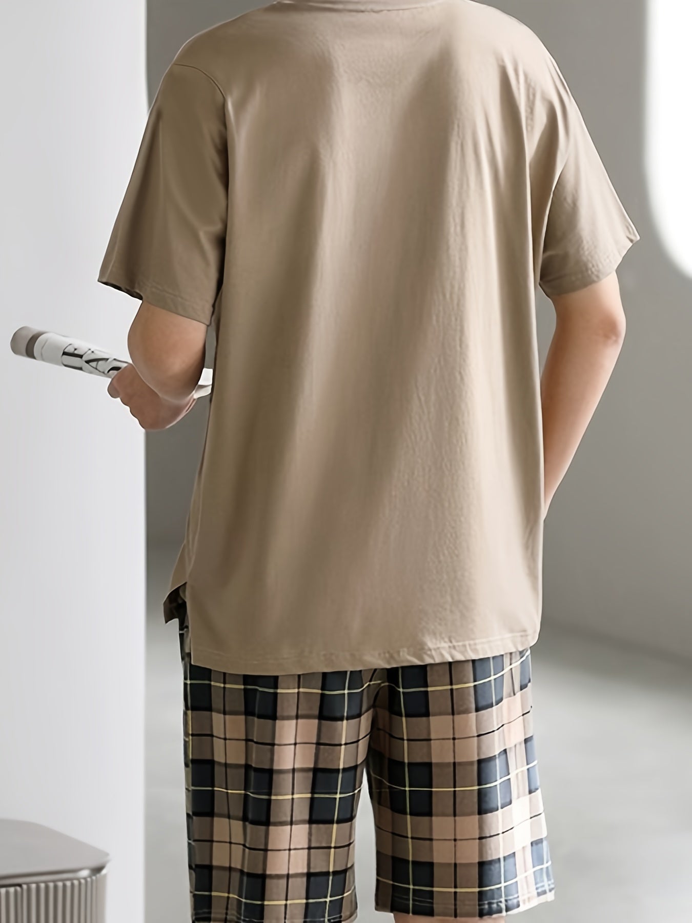 2 Pcs Men's High-End Plaid Pajama Set with Round Neck Short Sleeve & Shorts, Comfortable & Skin-friendly for Cozy Loungewear