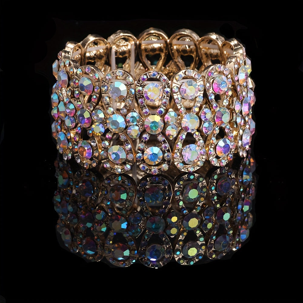 Elegant and luxurious stretch bracelet featuring rhinestone pave, made with UV plated copper. This classic and versatile elastic bangle is perfect for both daily wear and special occasions.