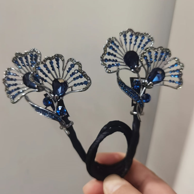 Vintage style Ginkgo Leaf Hair Clip available in silvery and blue options, perfect for stylish updo and bun hairstyles.