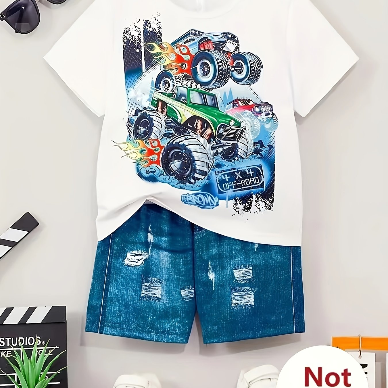 Boys' fashion car pattern short sleeve t-shirt + imitation denim shorts set, soft, comfortable, and breathable, perfect for outdoors