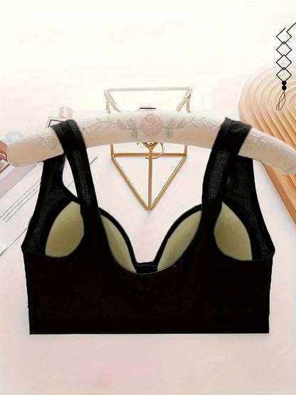 Three contrast lace wireless bras, front buckle push up style, comfortable and breathable, perfect for women's lingerie and underwear.