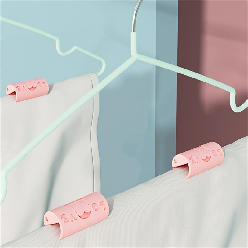 Prevent Slipping with the Bed Sheet Fixer: Non-Slip Clip Angle Fixer for Bed Covers and Quilts Without Damaging Them