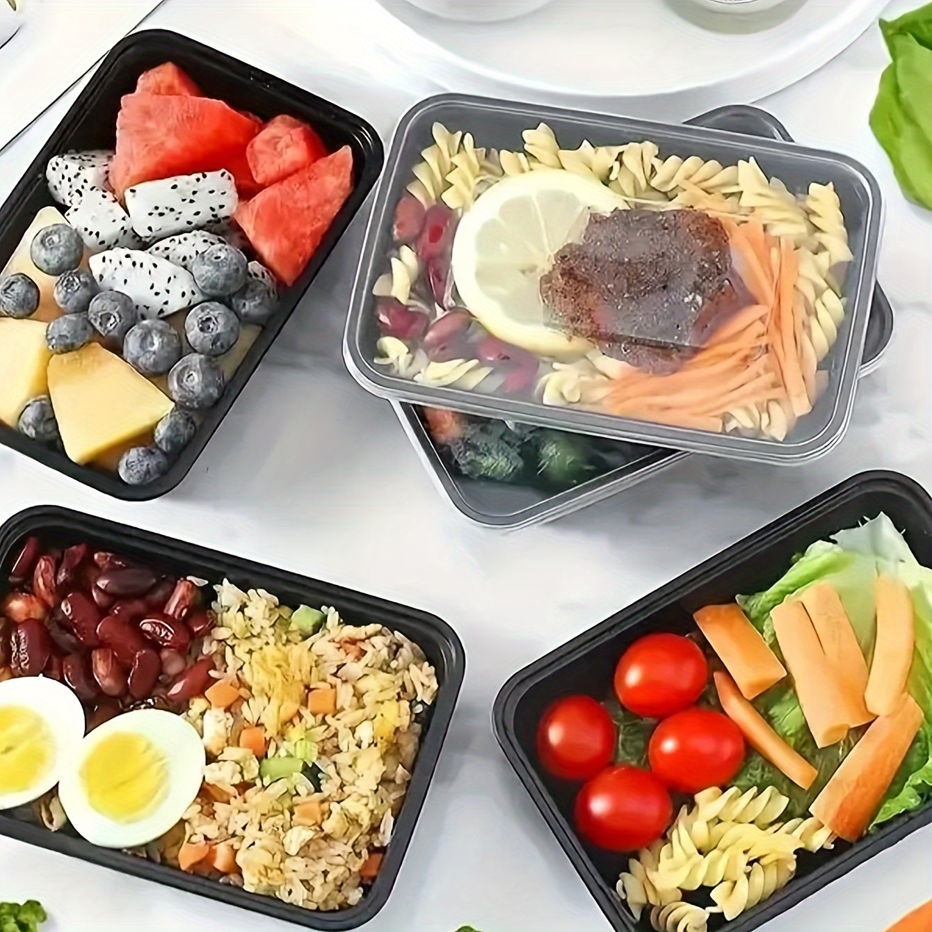 Choose from a set of 5 or 10 clear lunch boxes with secure lids, perfect for takeout or storing food. These BPA-free containers are made from safe PP material and are suitable for a variety of items like side dishes, desserts, snacks, pastries, salads