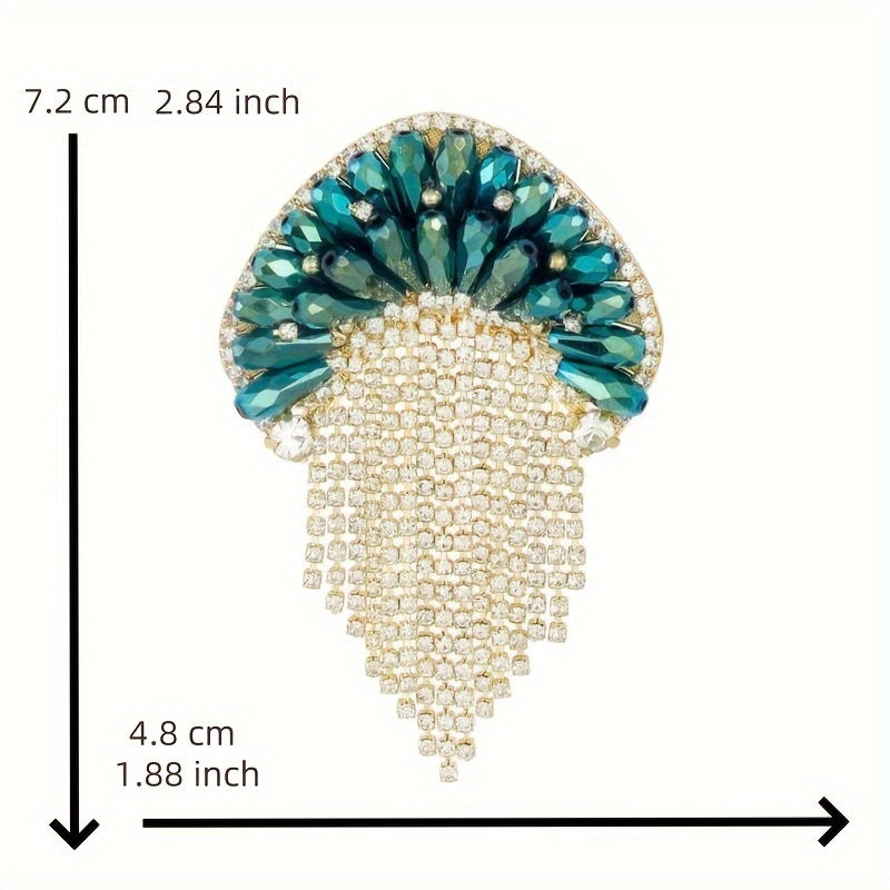 Classic Vintage Crystal Jellyfish Brooch with Tassel - Stylish Sea Creature Pin for Women, Unique Accessory