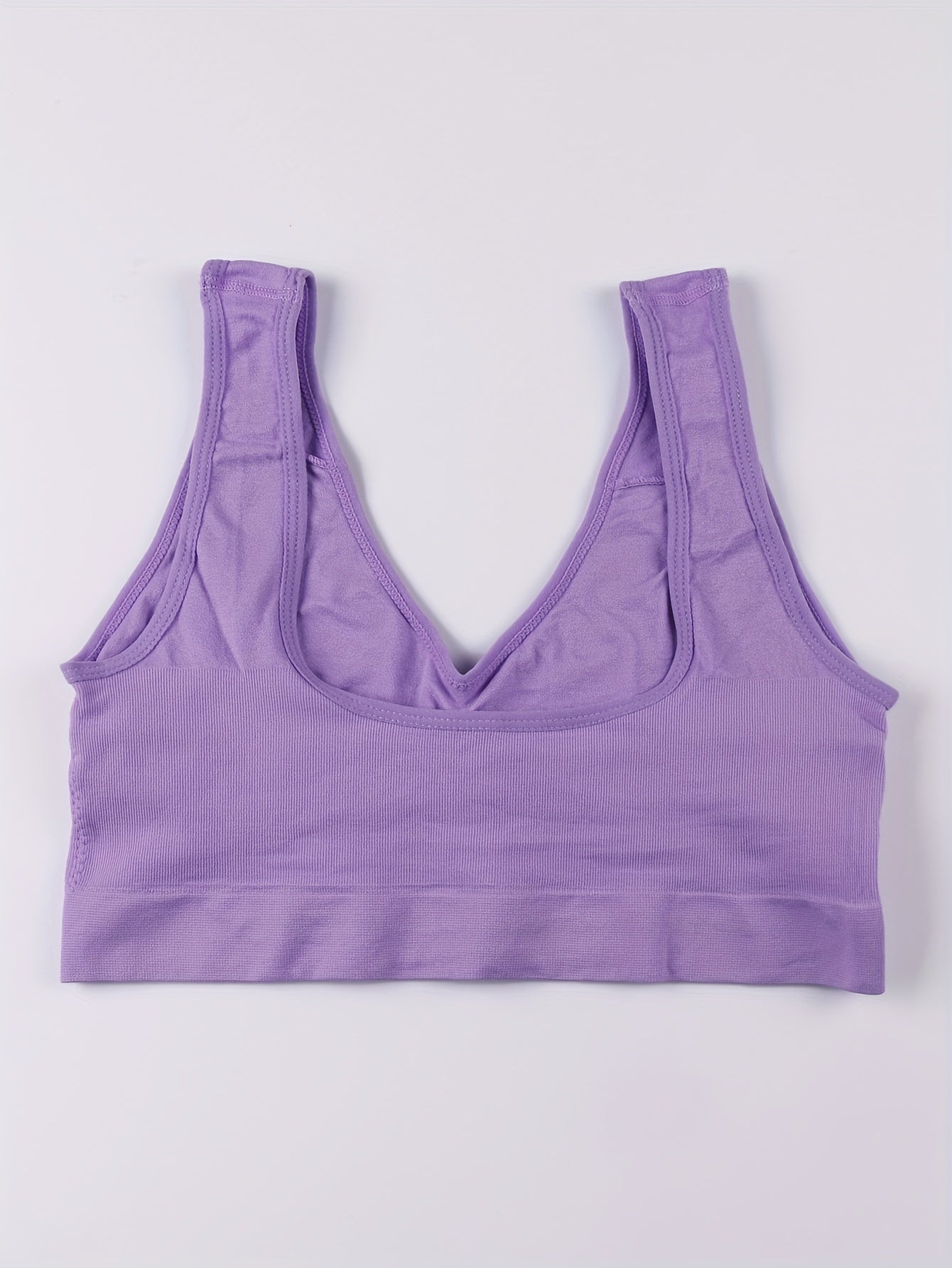 8 seamless wireless sports bras for women, ideal for running and fitness activities, with breathable and comfortable design.