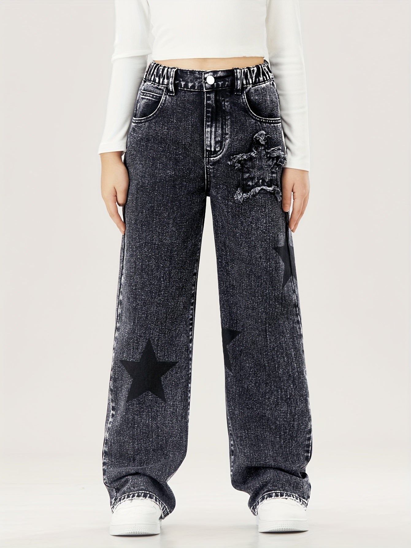 Youngsters' wide-leg denim jeans with star pattern, elastic waistband, comfort fit, machine washable. Perfect for everyday outings and comfortable playwear. Nonstretch denim.