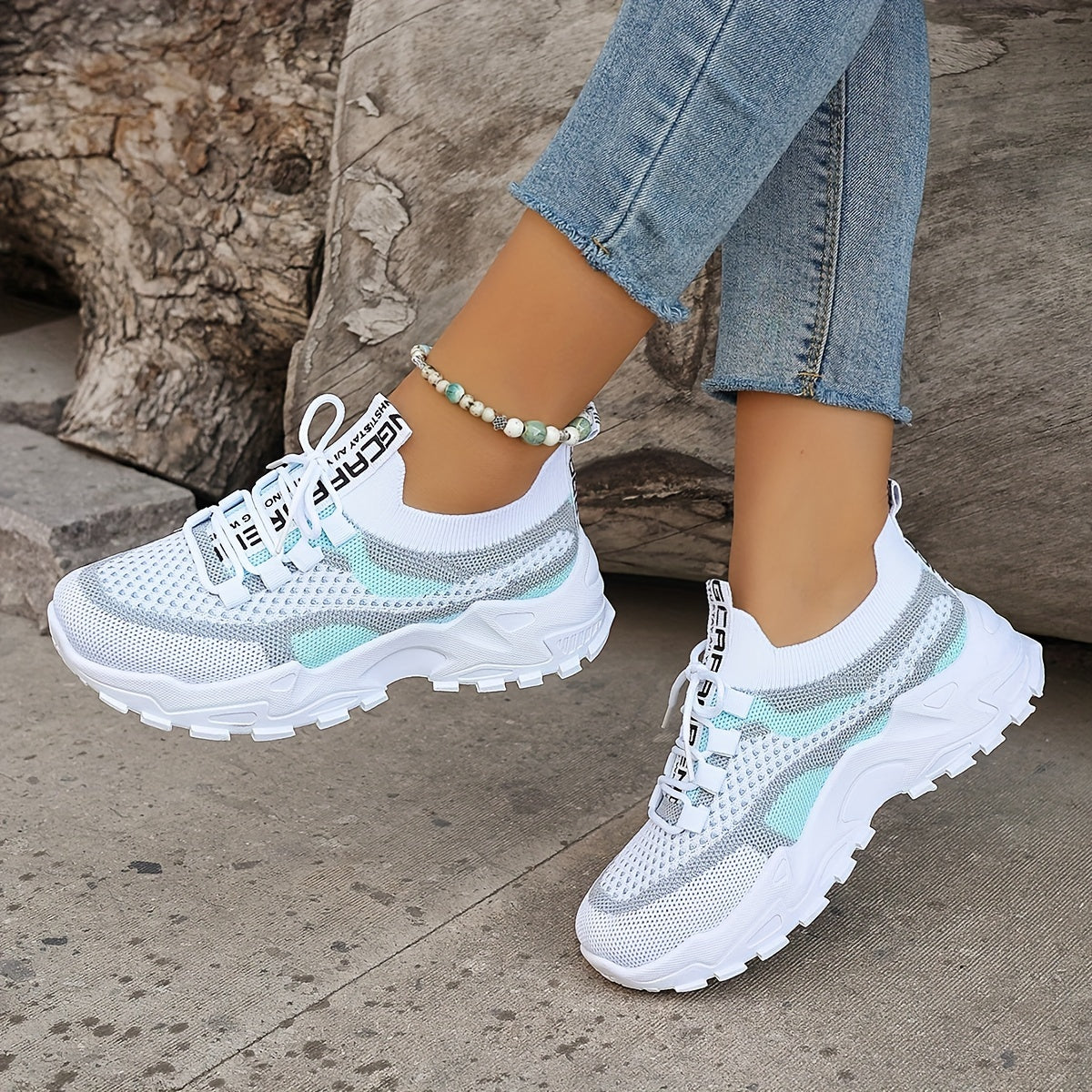 Women's mesh platform sneakers with breathable design, lace-up outdoor shoes for comfort and style in plus sizes.