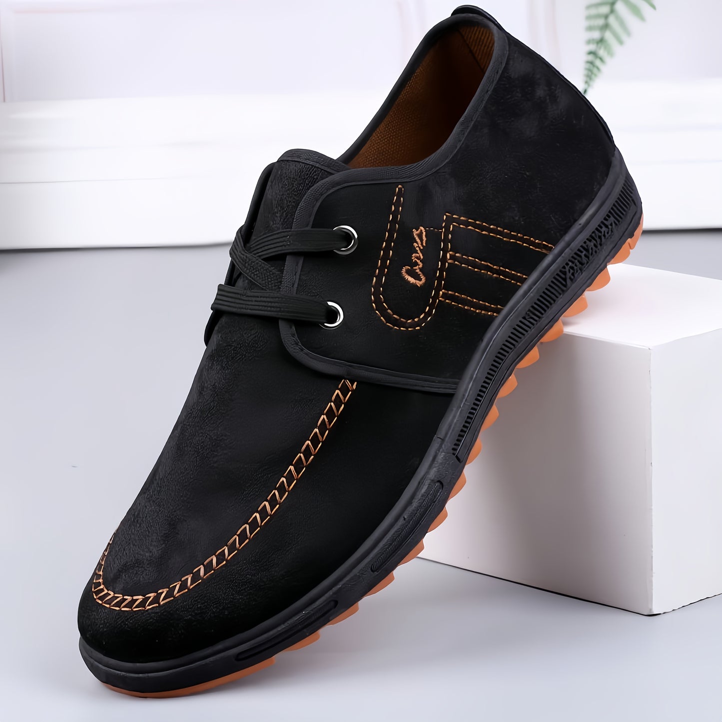 Comfortable slip-on canvas sneakers for men with soft sole, suitable for business and casual attire, also ideal for indoor wear.