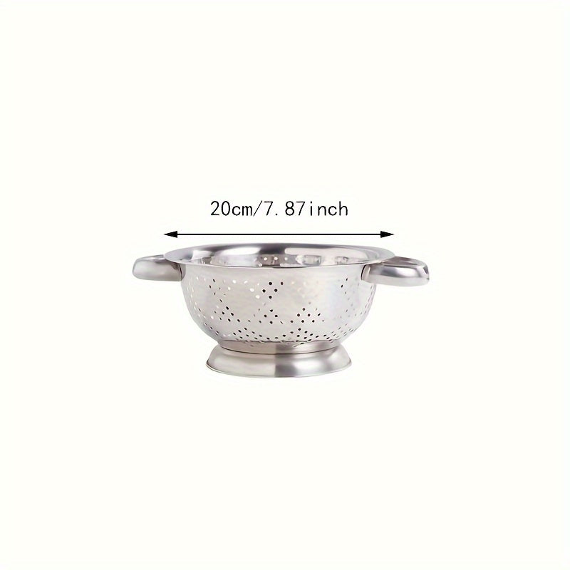 One piece of a durable metal colander with handles, perfect for washing and draining vegetables, fruits, and pasta. This food-safe kitchen strainer is made of stainless steel and comes with a sturdy base.