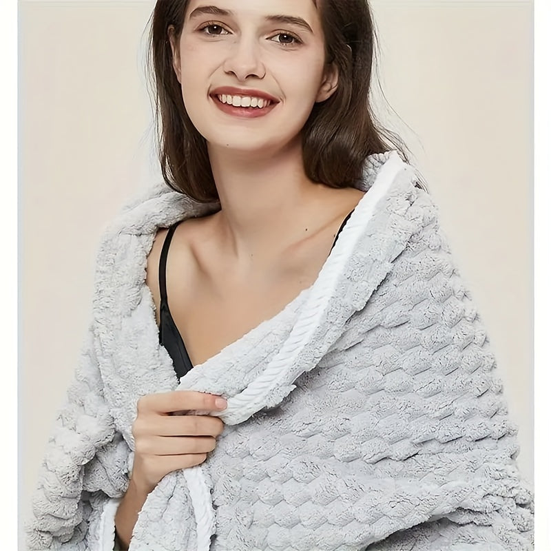 Soft, absorbent microfiber bath towels ideal for daily use, gym, and travel. Fragrance-free, quick-drying waffle weave design. Great for hair drying.